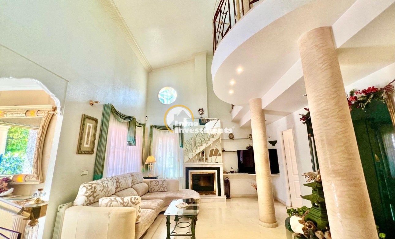 Bestaande bouw - Villa - Torrevieja - La Siesta
