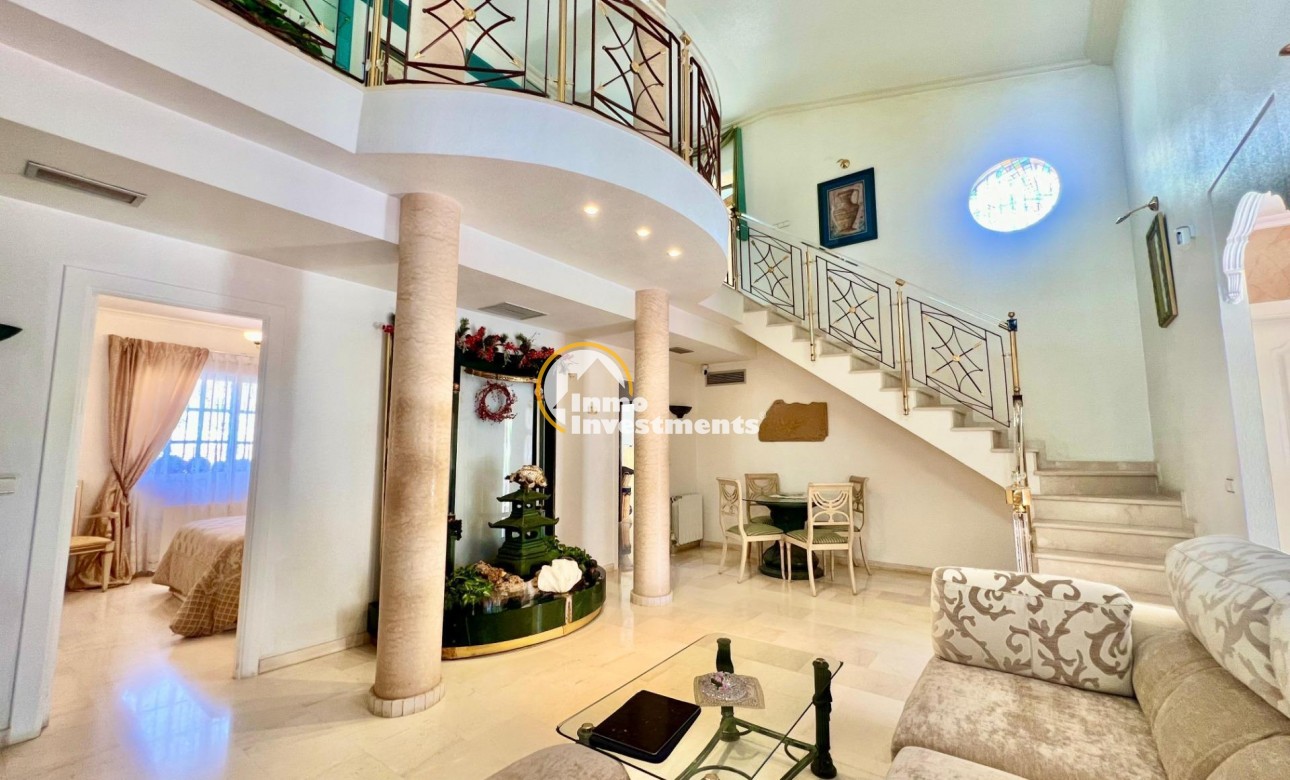 Bestaande bouw - Villa - Torrevieja - La Siesta