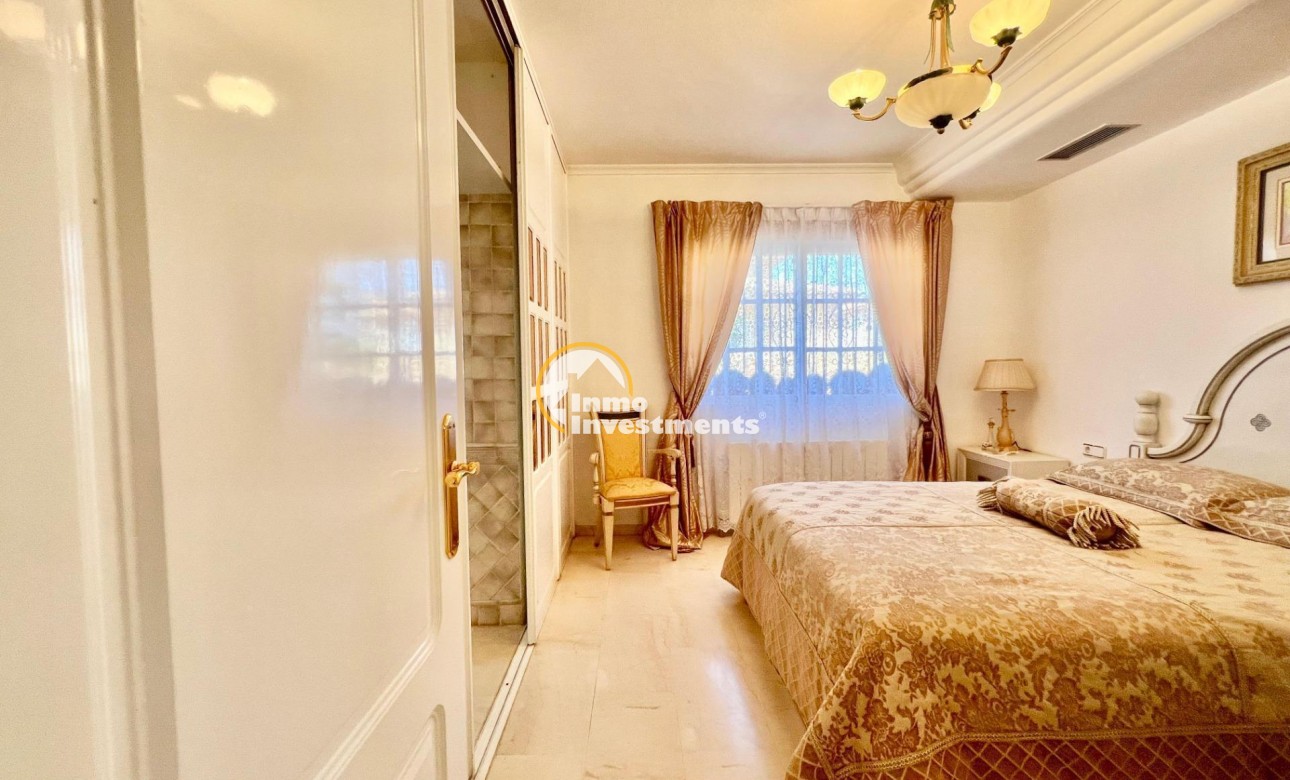 Bestaande bouw - Villa - Torrevieja - La Siesta