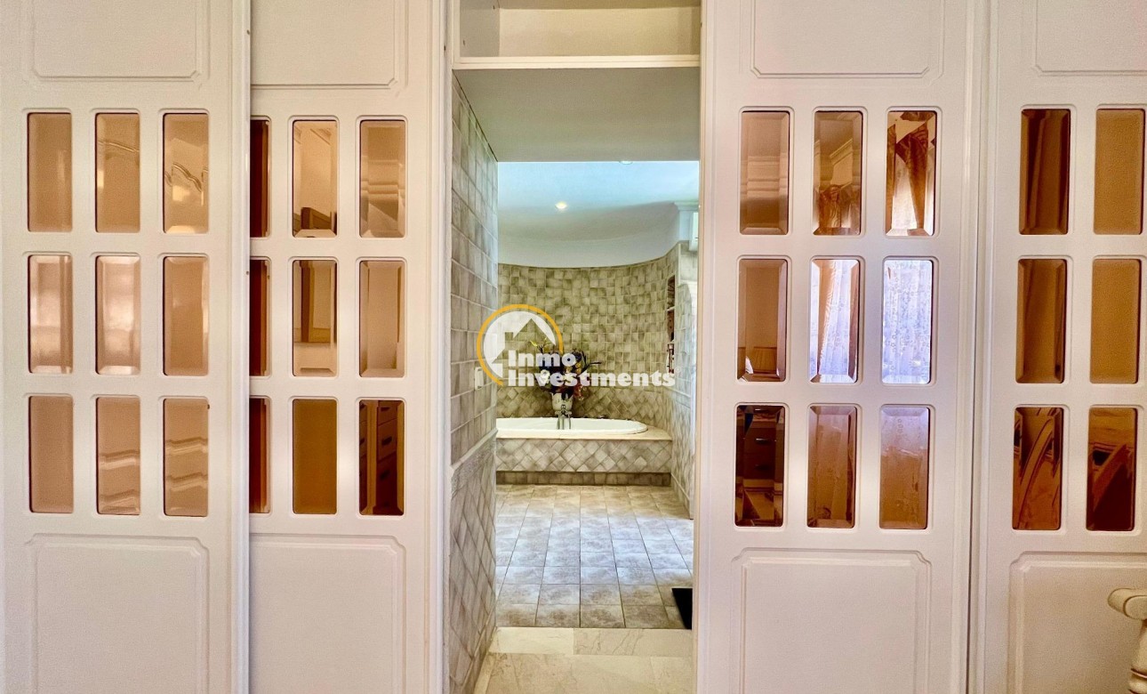 Bestaande bouw - Villa - Torrevieja - La Siesta