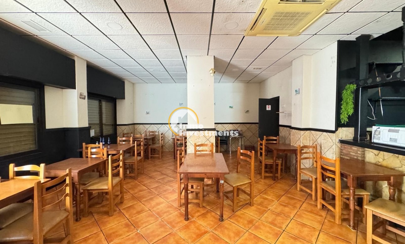 Reventa - Local comercial - Torrevieja - Estacion de autobuses