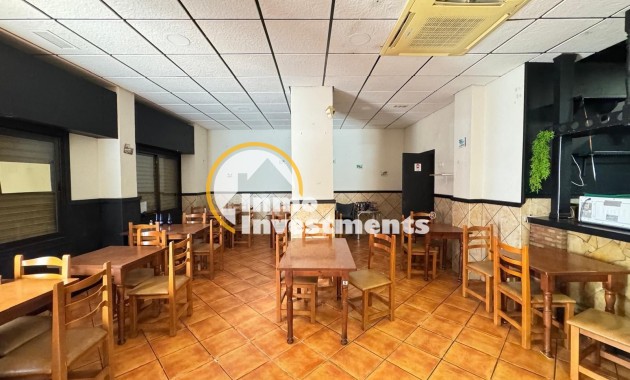 Reventa - Local comercial - Torrevieja - Estacion de autobuses