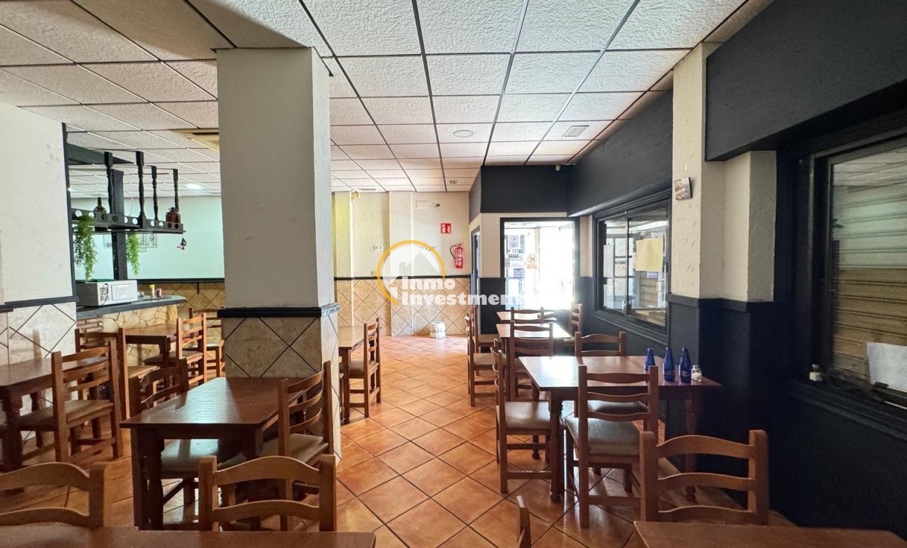 Reventa - Local comercial - Torrevieja - Estacion de autobuses