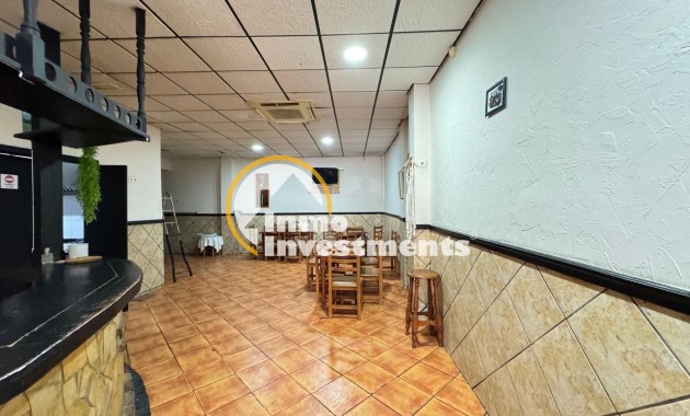 Reventa - Local comercial - Torrevieja - Estacion de autobuses