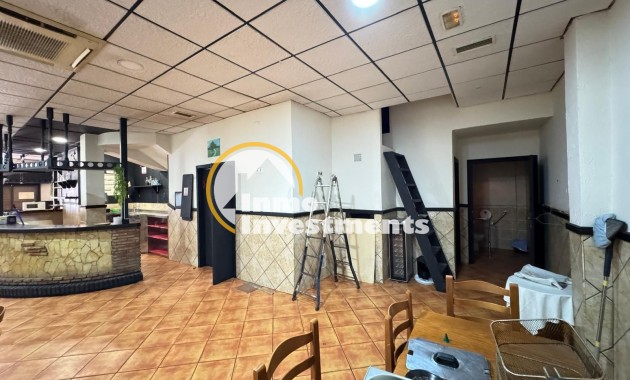 Reventa - Local comercial - Torrevieja - Estacion de autobuses