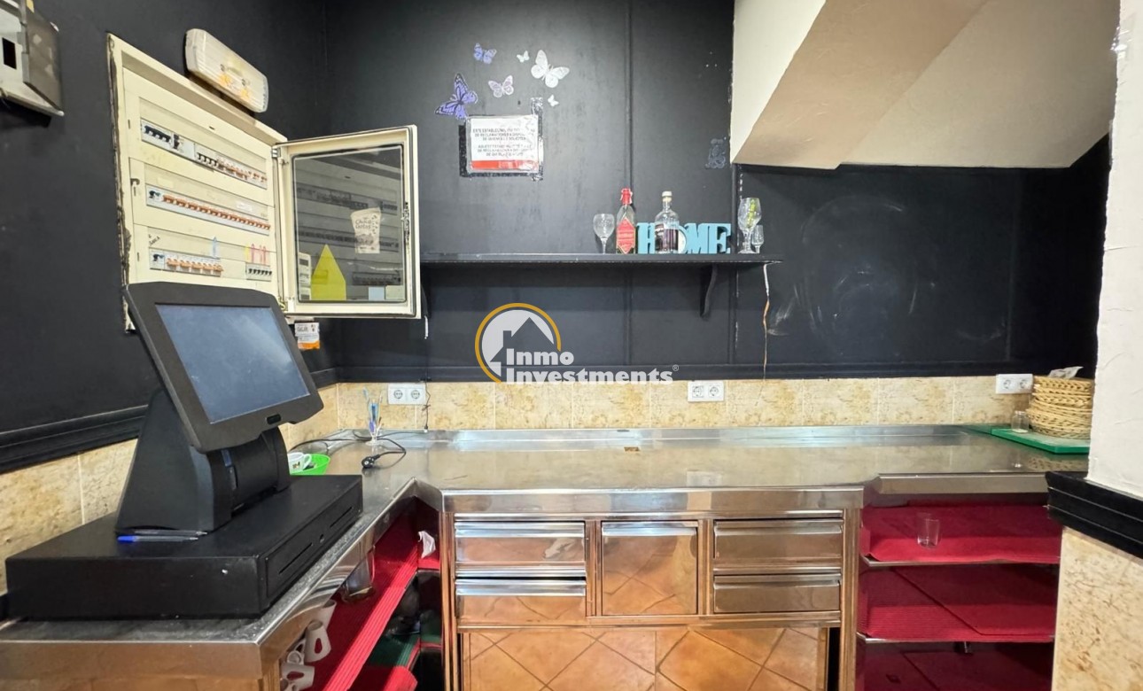 Reventa - Local comercial - Torrevieja - Estacion de autobuses