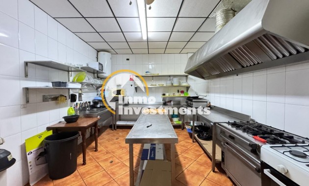 Reventa - Local comercial - Torrevieja - Estacion de autobuses