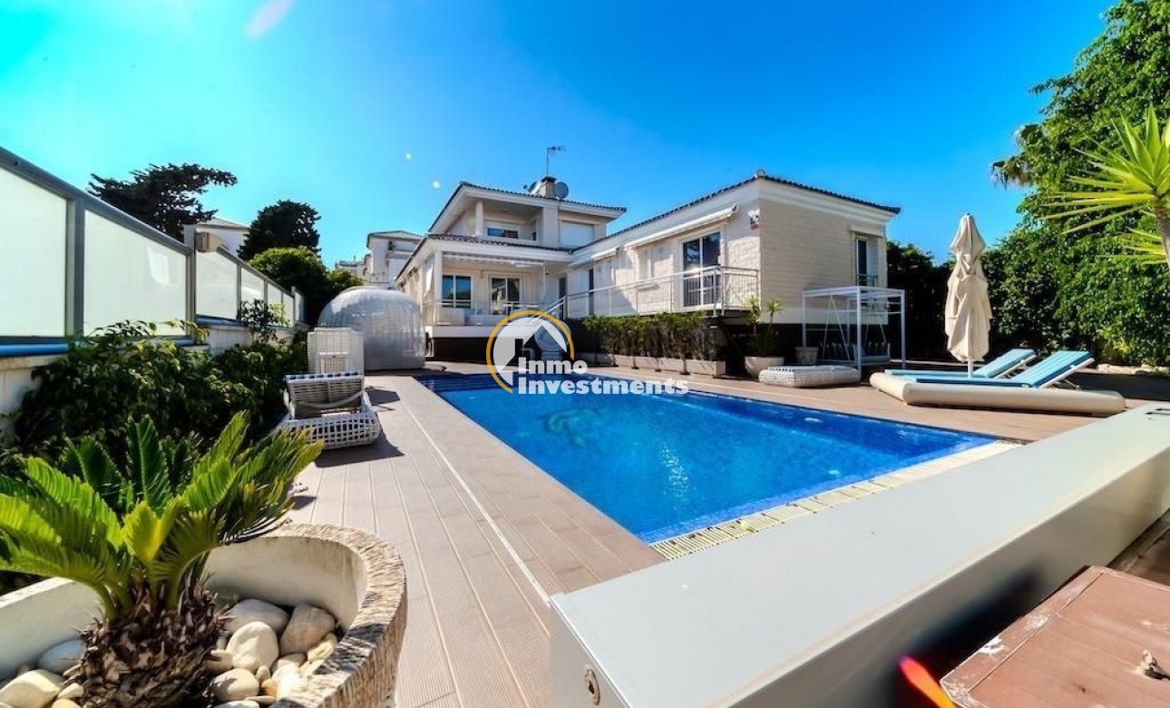 Bestaande bouw - Villa - Torrevieja - Torre la mata