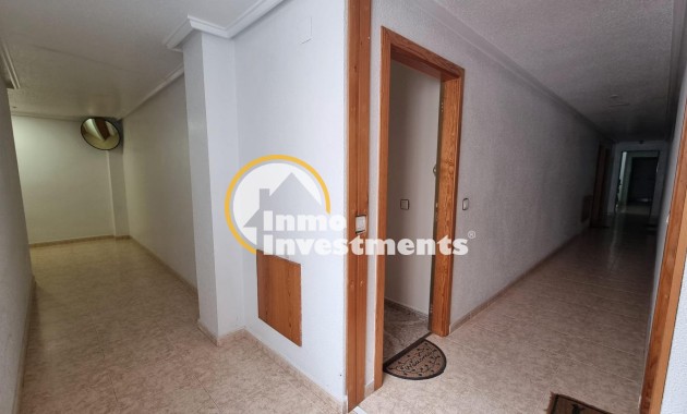 Bestaande bouw - Appartement - Torrevieja - Playa de los Naufragos