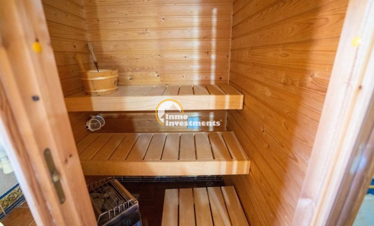 Bestaande bouw - Villa - Orihuela Costa - Los Almendros-La Florida