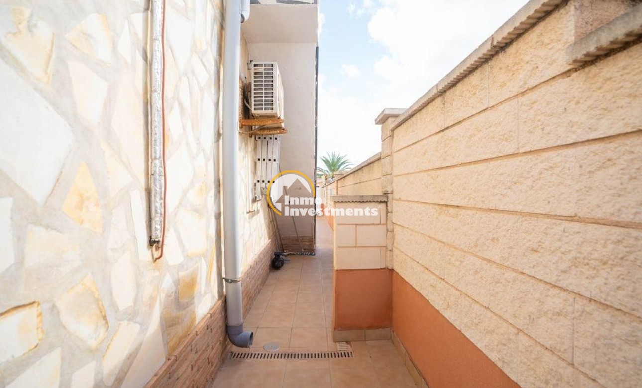 Bestaande bouw - Villa - Orihuela Costa - Los Almendros-La Florida