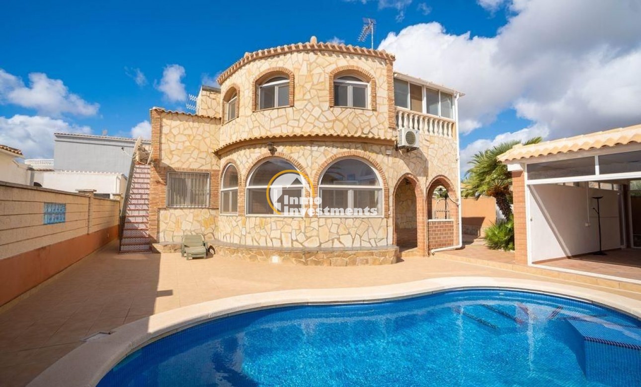 Bestaande bouw - Villa - Orihuela Costa - Los Almendros-La Florida