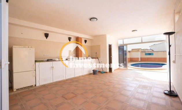 Bestaande bouw - Villa - Orihuela Costa - Los Almendros-La Florida