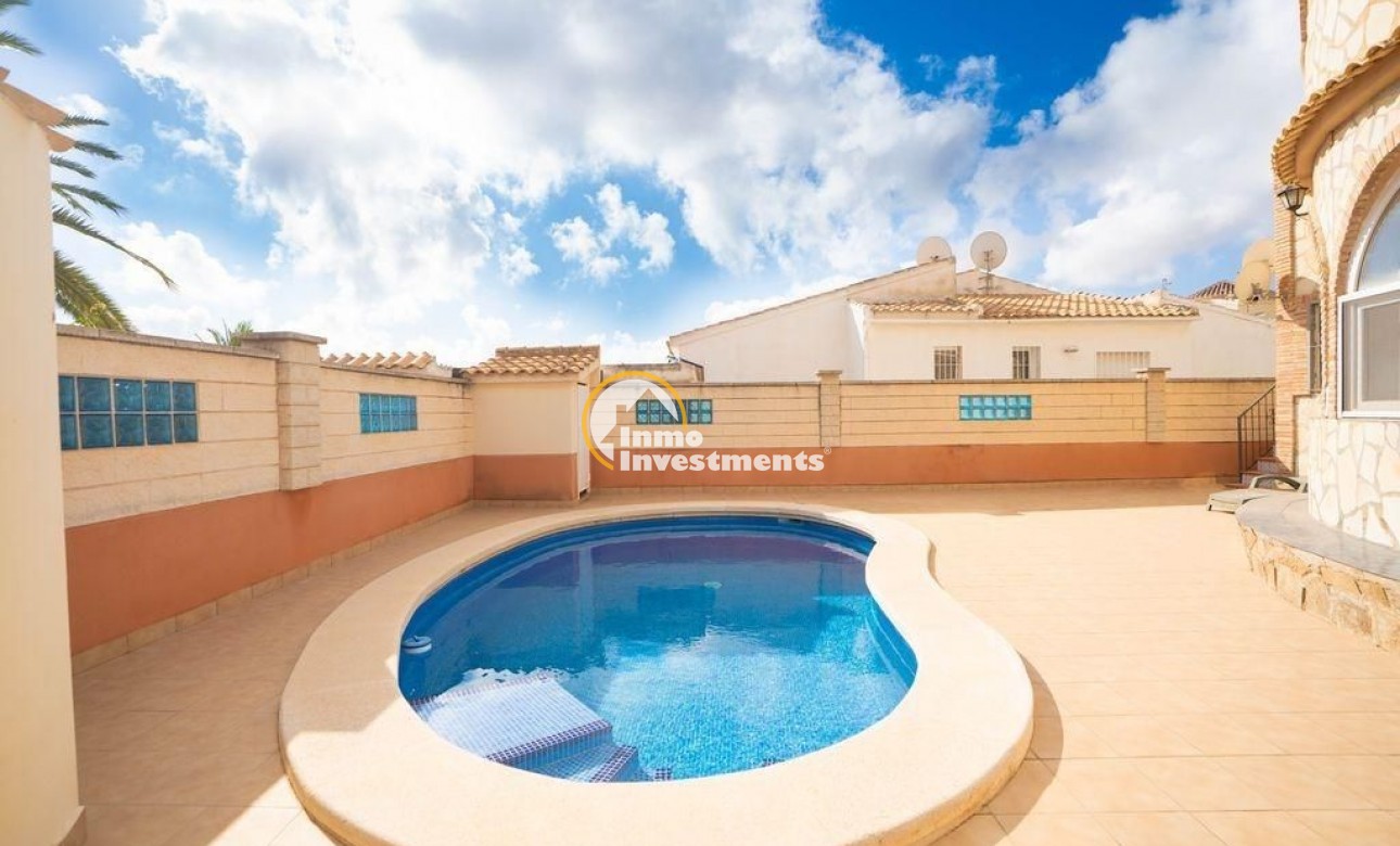 Bestaande bouw - Villa - Orihuela Costa - Los Almendros-La Florida
