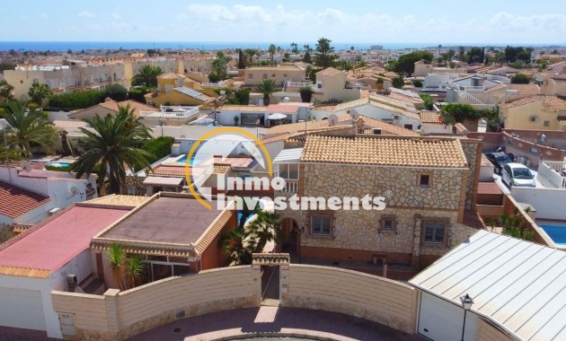 Bestaande bouw - Villa - Orihuela Costa - Los Almendros-La Florida