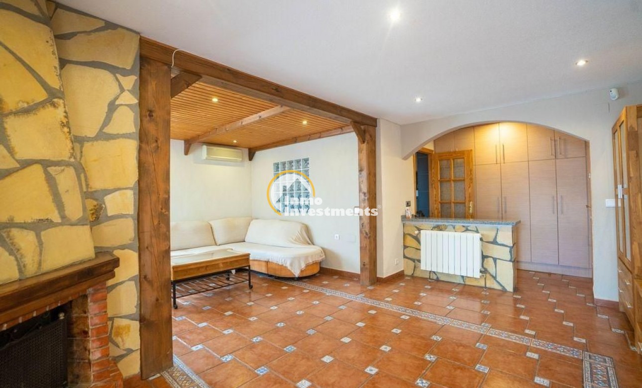 Bestaande bouw - Villa - Orihuela Costa - Los Almendros-La Florida