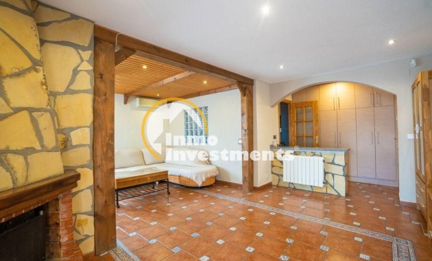 Bestaande bouw - Villa - Orihuela Costa - Los Almendros-La Florida