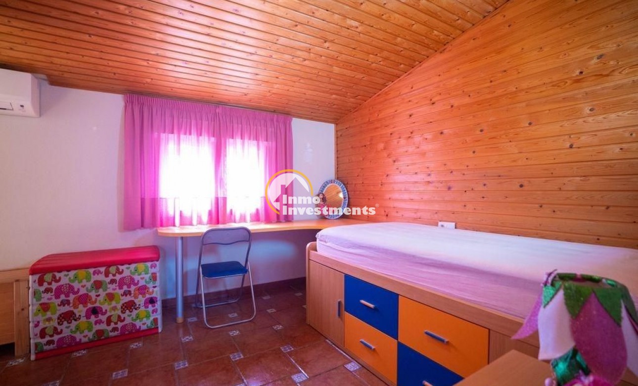 Bestaande bouw - Villa - Orihuela Costa - Los Almendros-La Florida