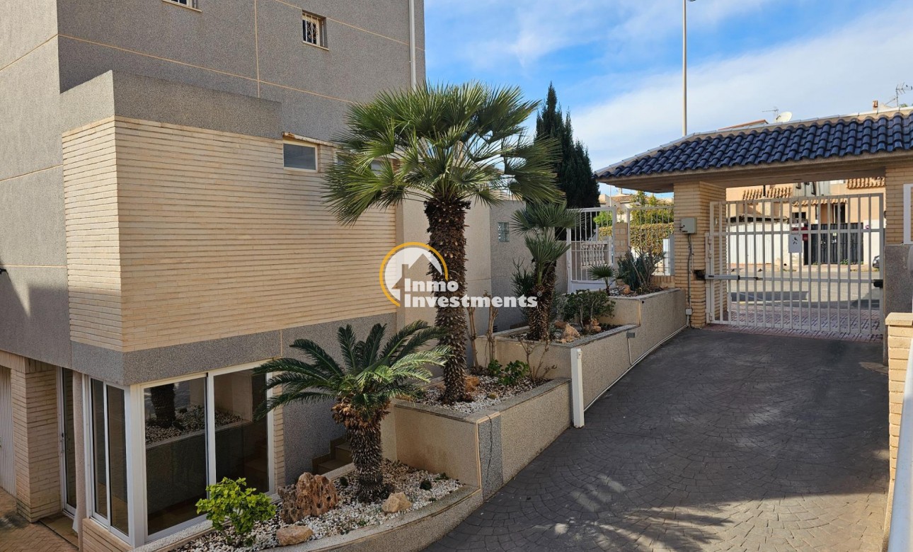 Resale - Apartment - Torrevieja - Torreblanca