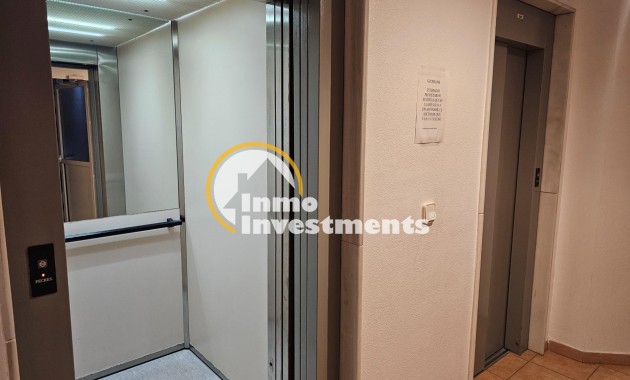 Resale - Apartment - Torrevieja - Torreblanca