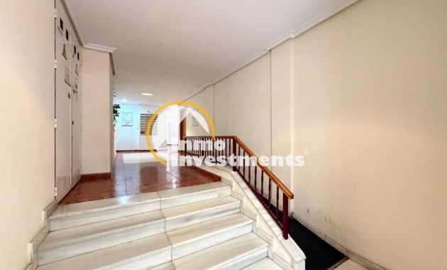 Reventa - Apartamento - Torrevieja - Estacion de autobuses