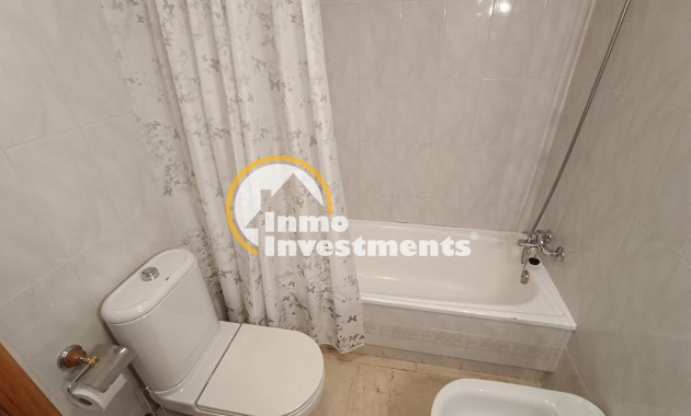 Gebrauchtimmobilien - Apartment - Torrevieja - Estacion de autobuses