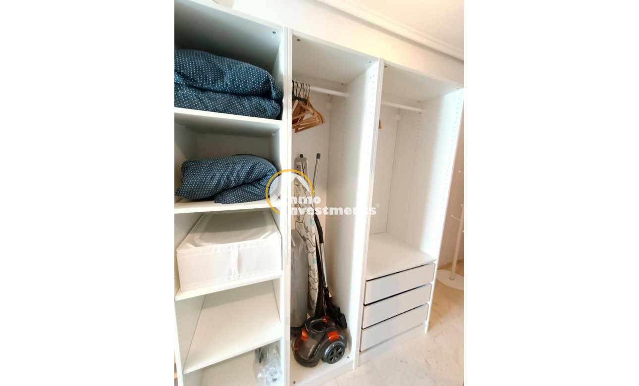 Gebrauchtimmobilien - Apartment - Torrevieja - Estacion de autobuses