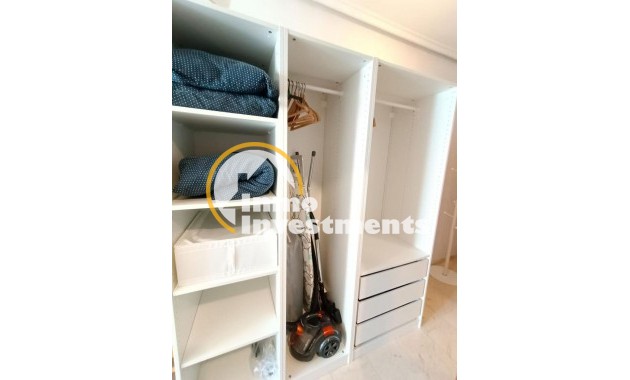 Gebrauchtimmobilien - Apartment - Torrevieja - Estacion de autobuses