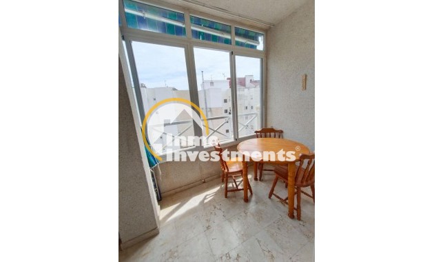 Gebrauchtimmobilien - Apartment - Torrevieja - Estacion de autobuses