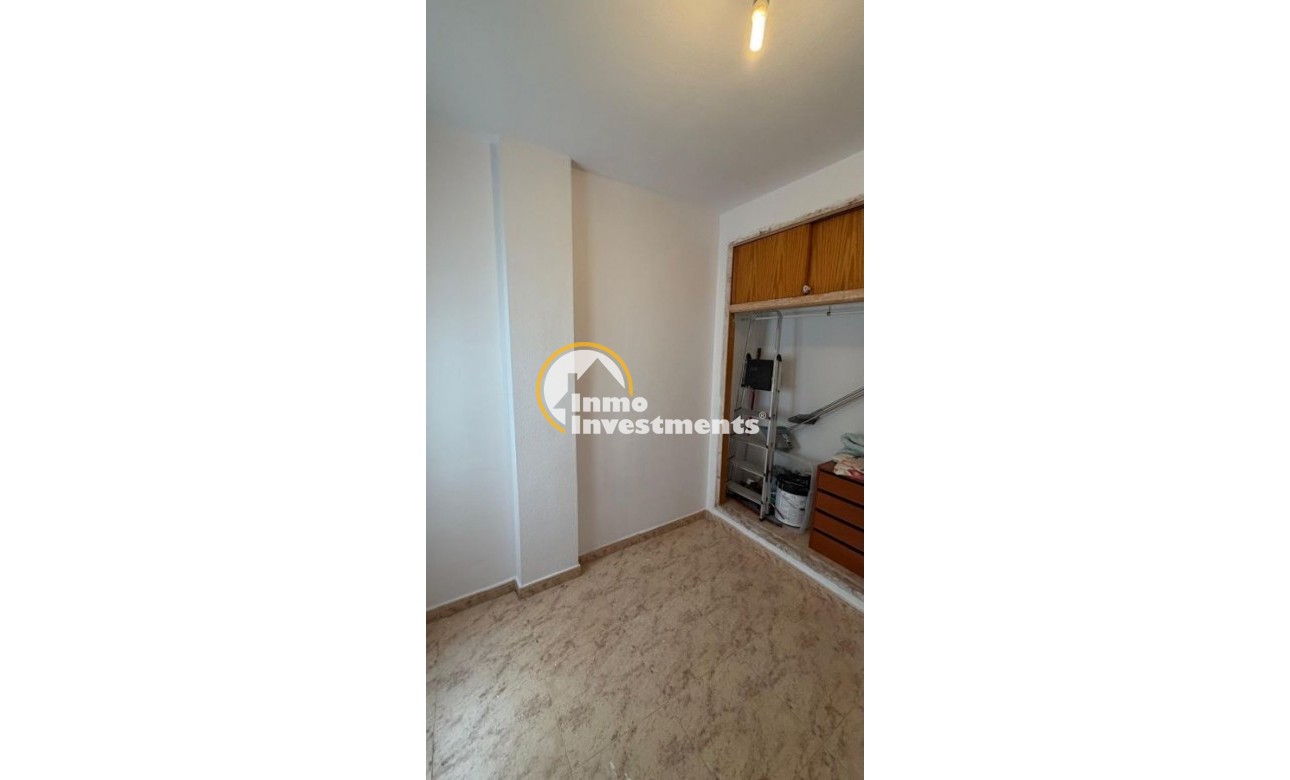 Gebrauchtimmobilien - Apartment - Torrevieja - Paseo maritimo