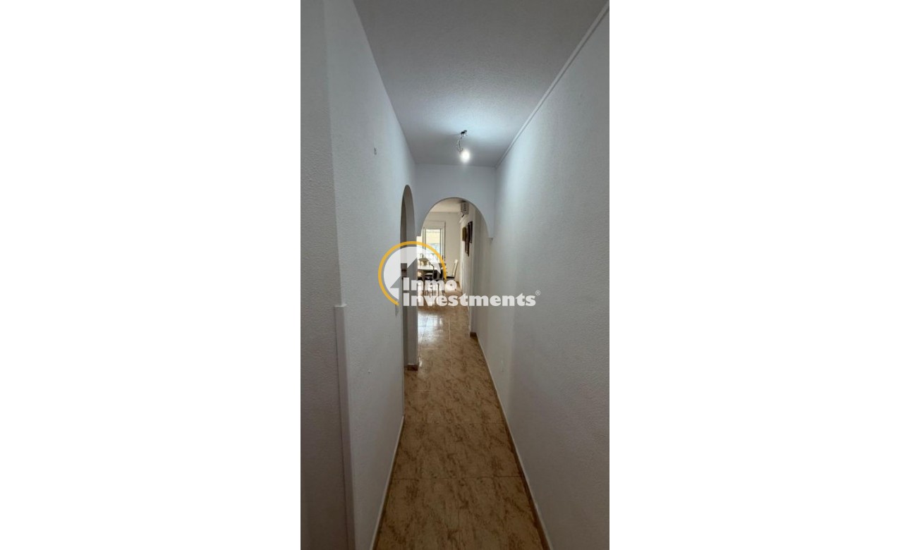 Gebrauchtimmobilien - Apartment - Torrevieja - Paseo maritimo