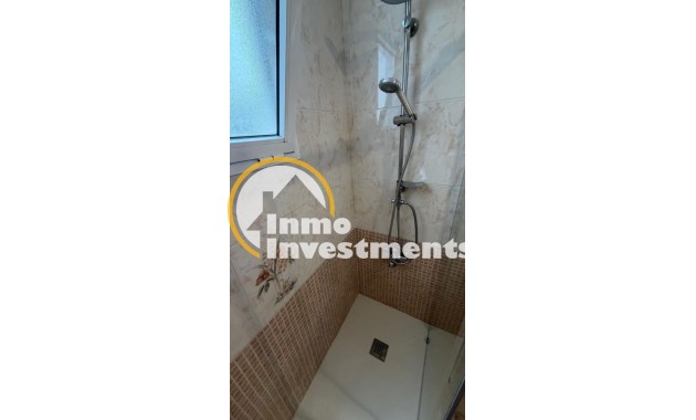 Gebrauchtimmobilien - Apartment - Torrevieja - Paseo maritimo