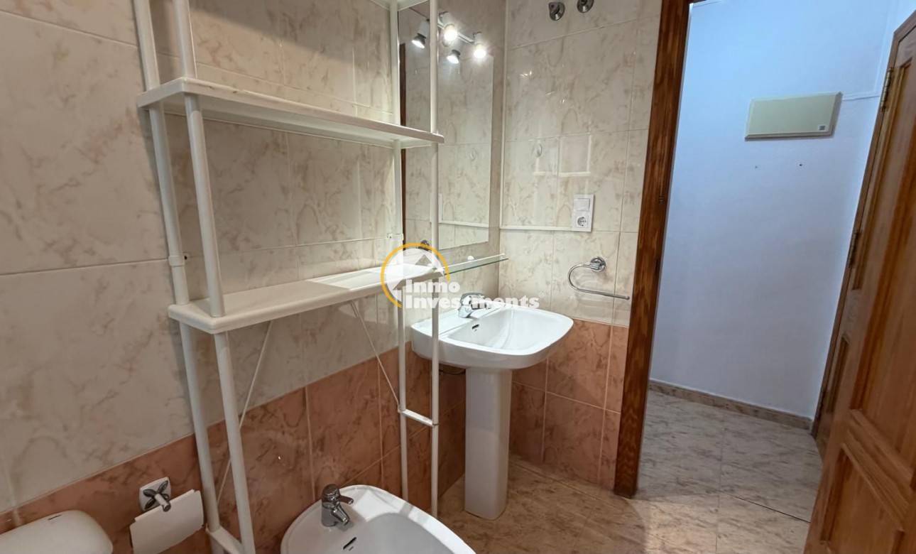 Gebrauchtimmobilien - Apartment - Torrevieja - Paseo maritimo