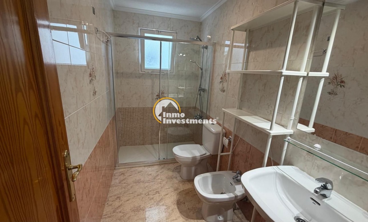 Gebrauchtimmobilien - Apartment - Torrevieja - Paseo maritimo