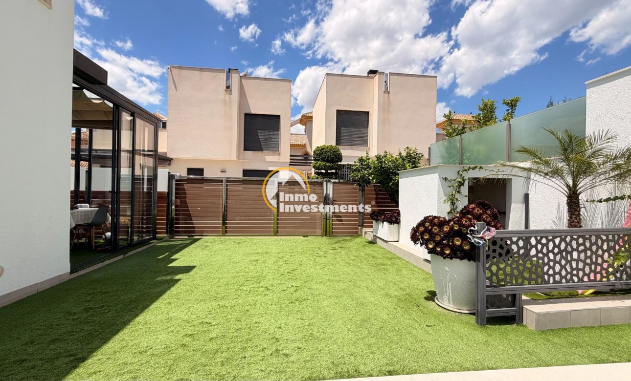 Resale - Villa - Torrevieja - Aguas Nuevas