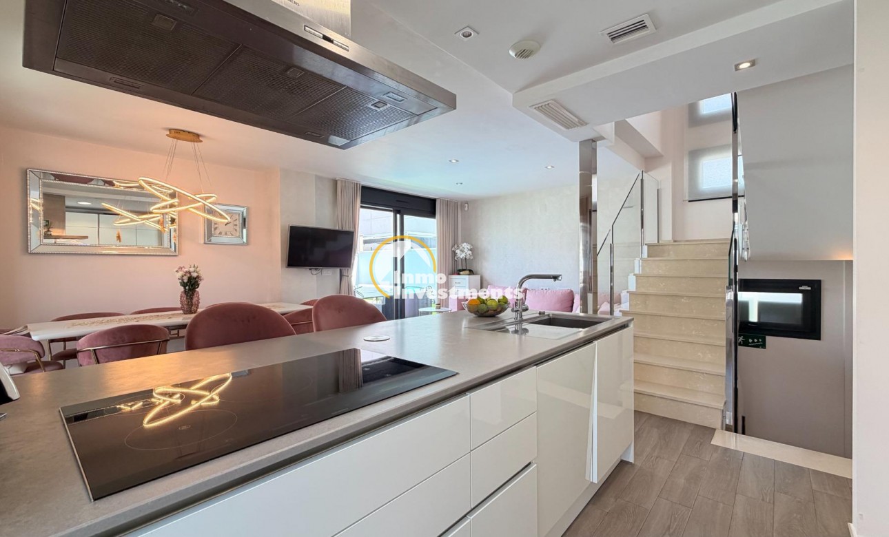 Resale - Villa - Torrevieja - Aguas Nuevas