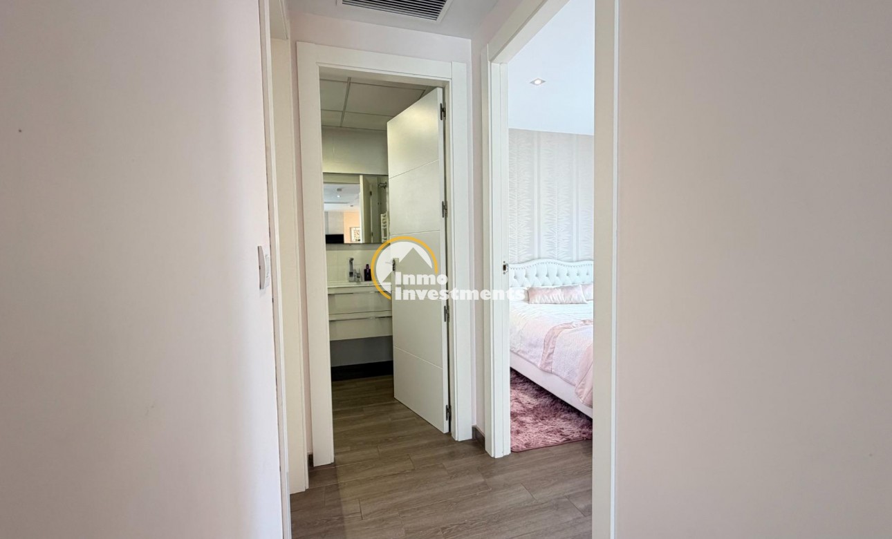 Resale - Villa - Torrevieja - Aguas Nuevas