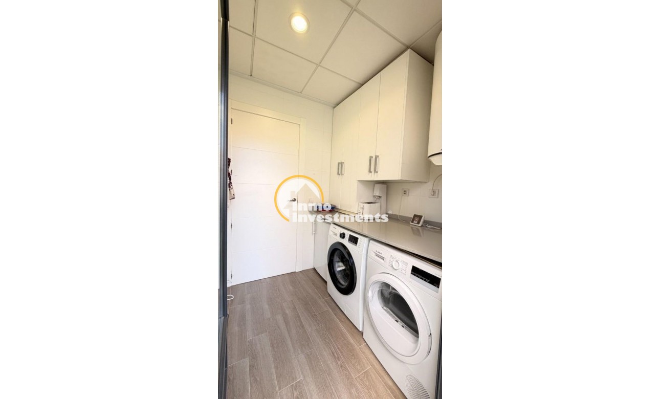 Resale - Villa - Torrevieja - Aguas Nuevas
