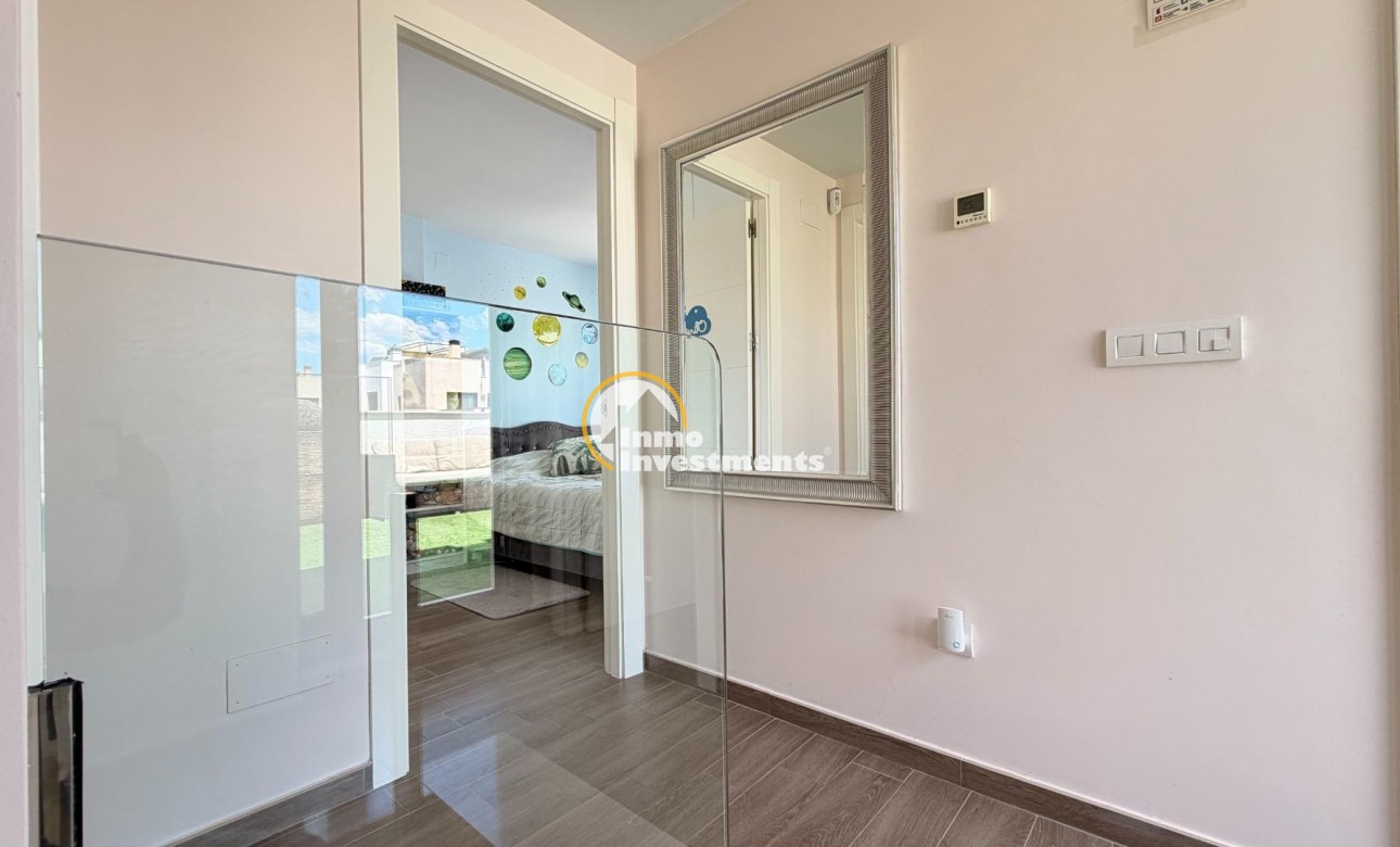 Resale - Villa - Torrevieja - Aguas Nuevas