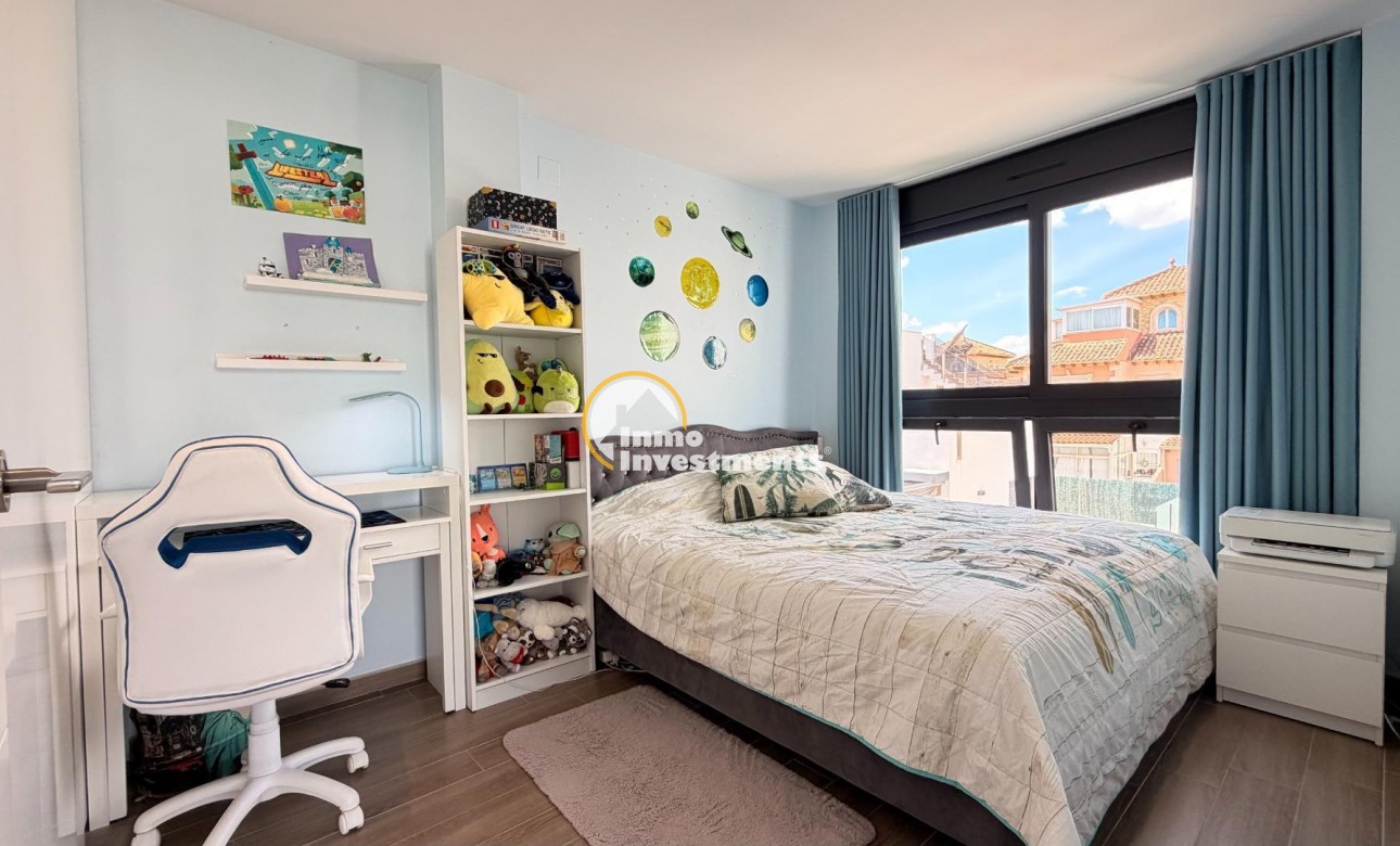 Resale - Villa - Torrevieja - Aguas Nuevas