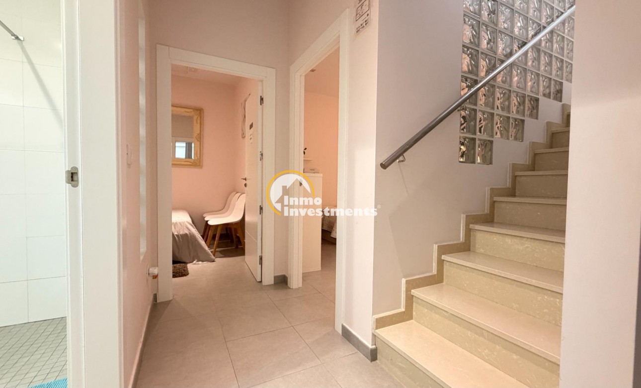 Resale - Villa - Torrevieja - Aguas Nuevas