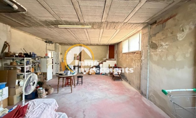 Resale - Commercial - Torrevieja - Estacion de autobuses