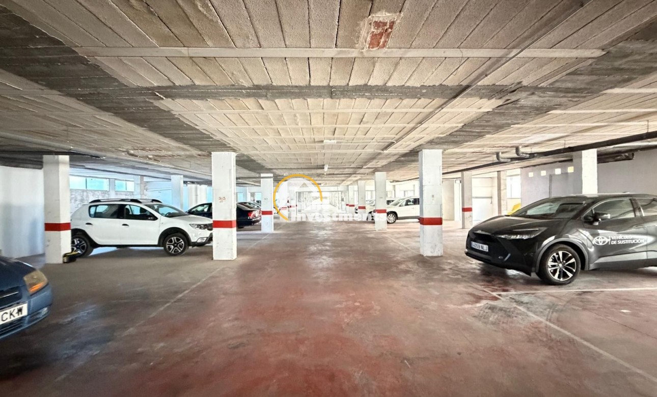 Resale - Commercial - Torrevieja - Estacion de autobuses