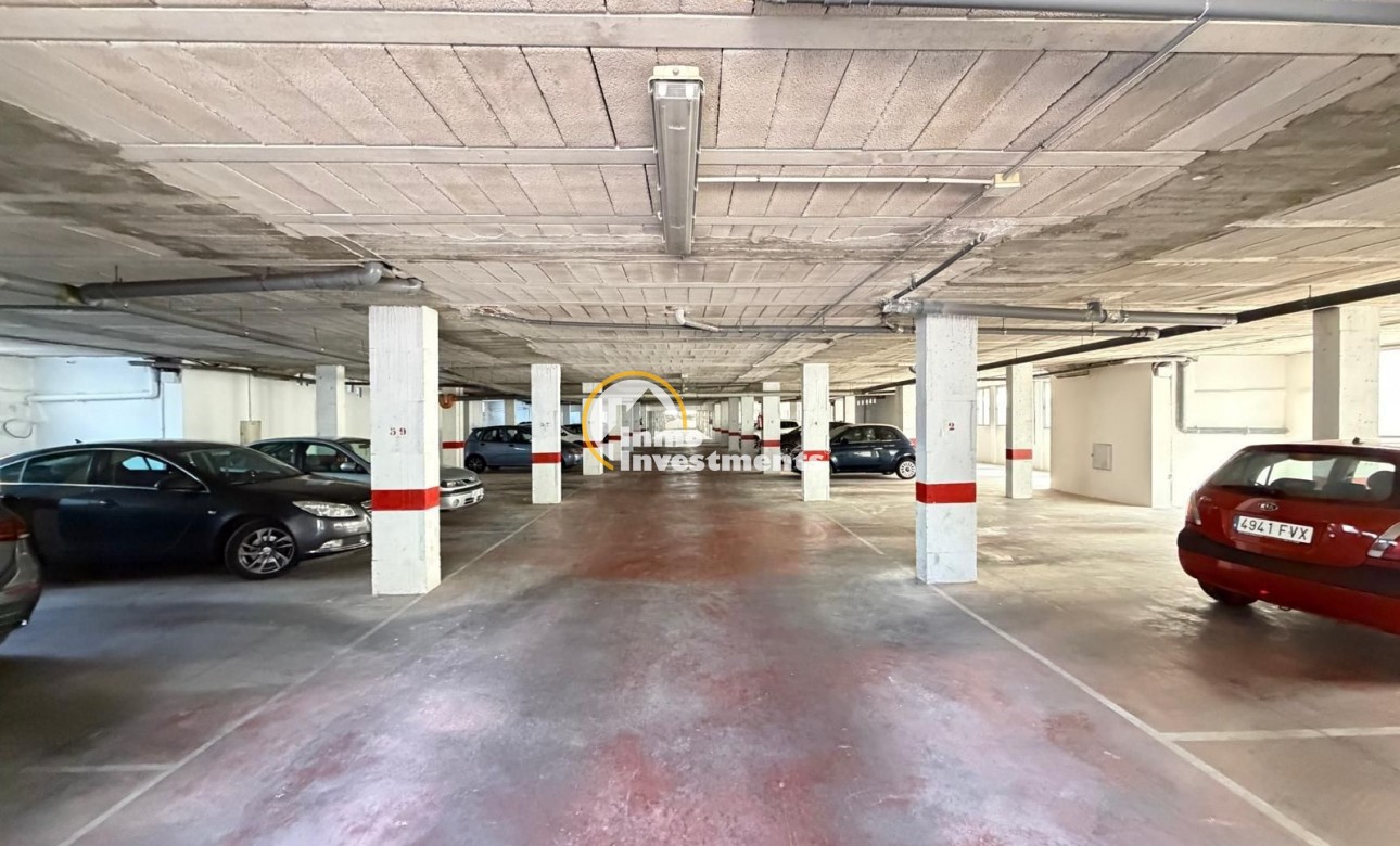 Resale - Commercial - Torrevieja - Estacion de autobuses