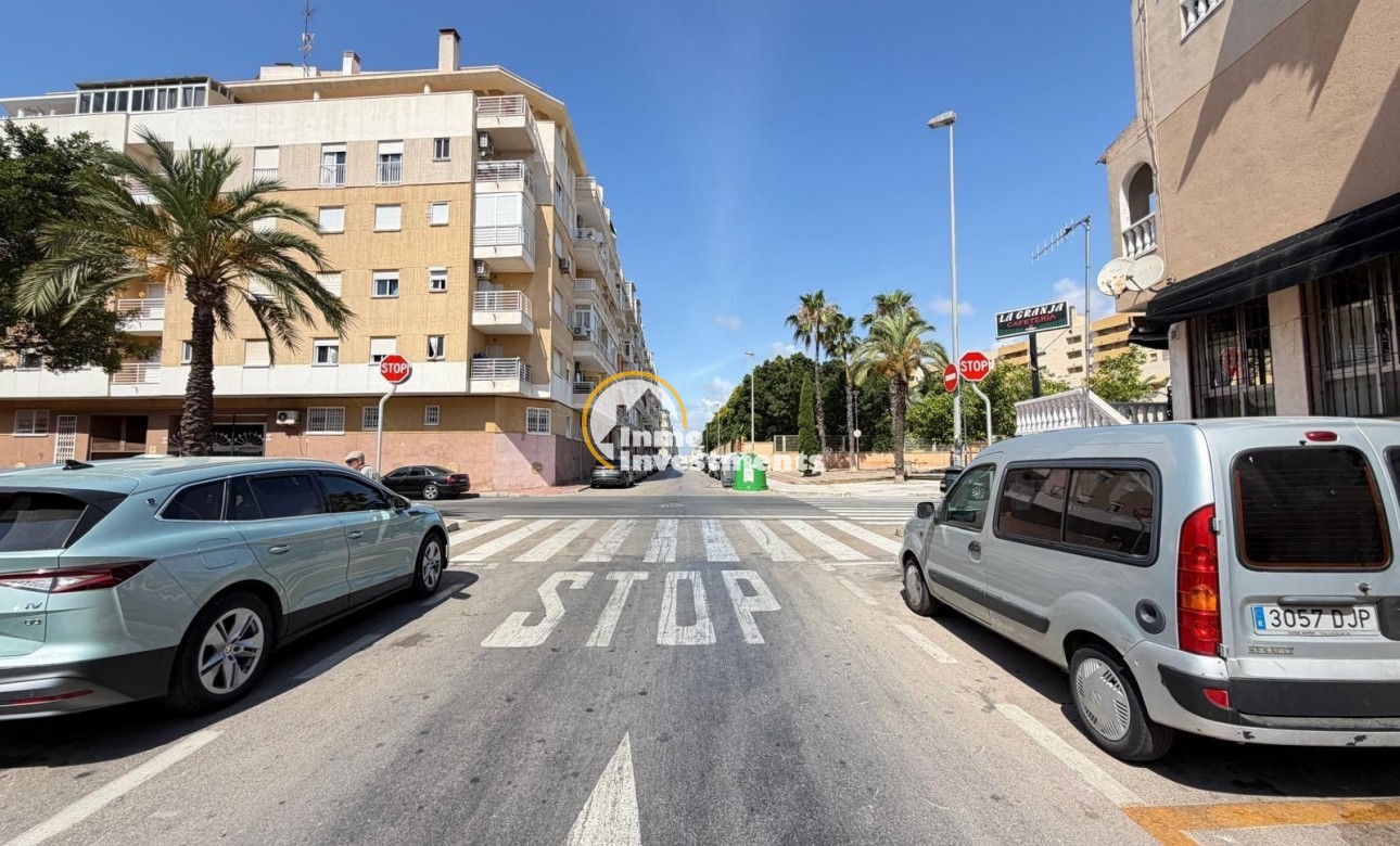Resale - Commercial - Torrevieja - Estacion de autobuses