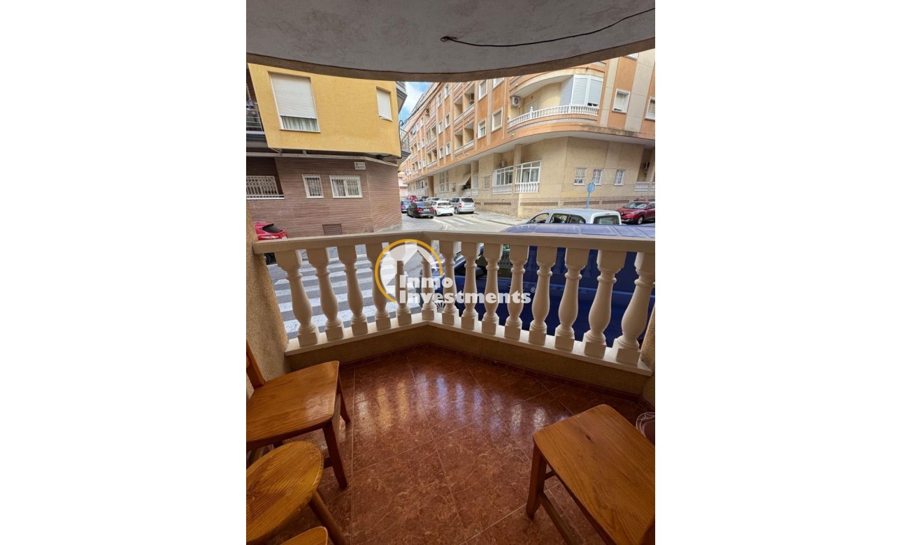 Resale - Apartment - Torrevieja - Estacion de autobuses