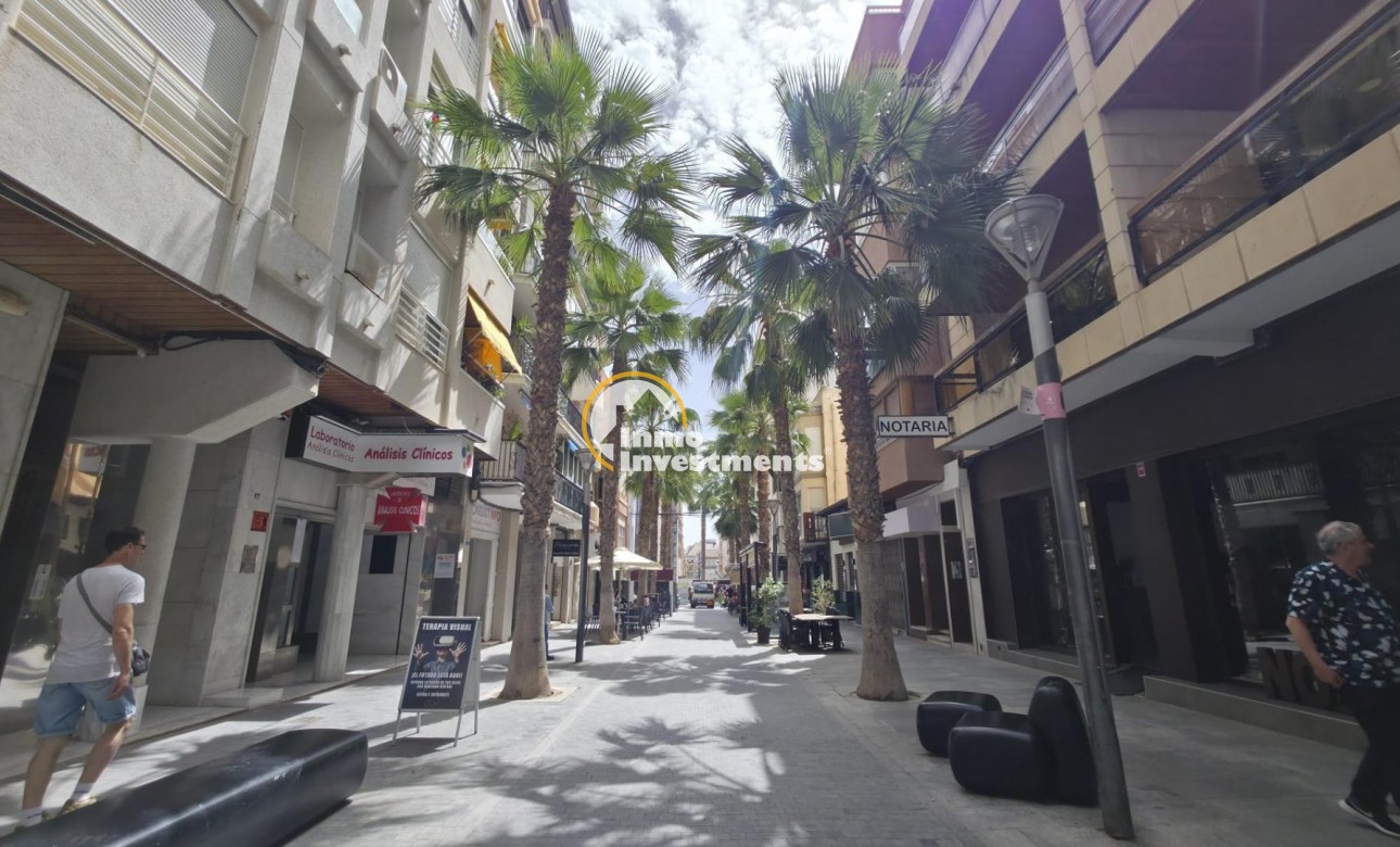 Resale - Apartment - Torrevieja