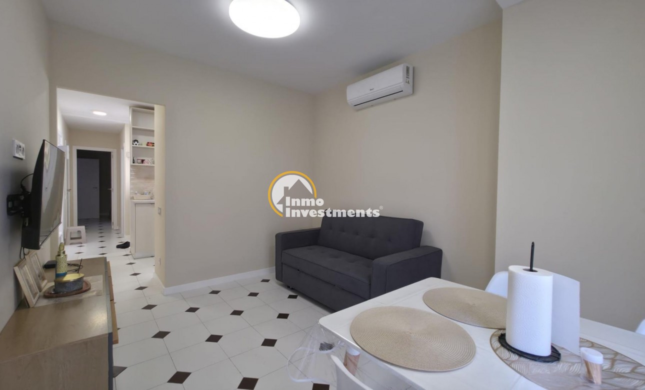 Resale - Apartment - Torrevieja