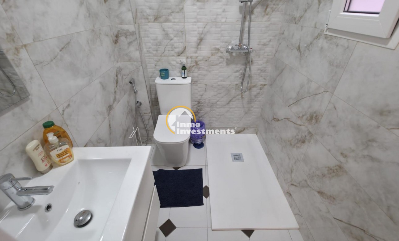 Resale - Apartment - Torrevieja