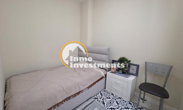 Resale - Apartment - Torrevieja